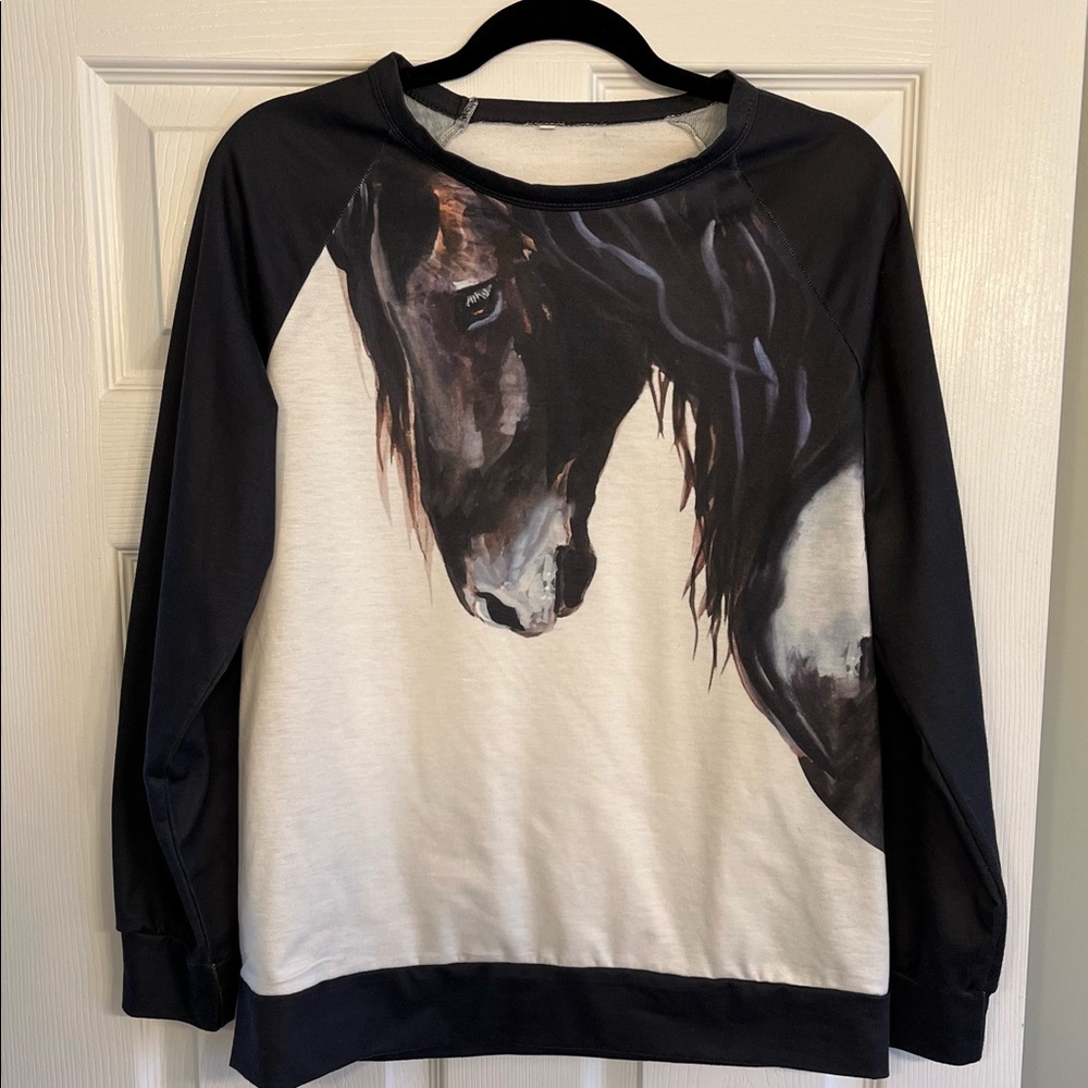 Beautiful Horse motif top